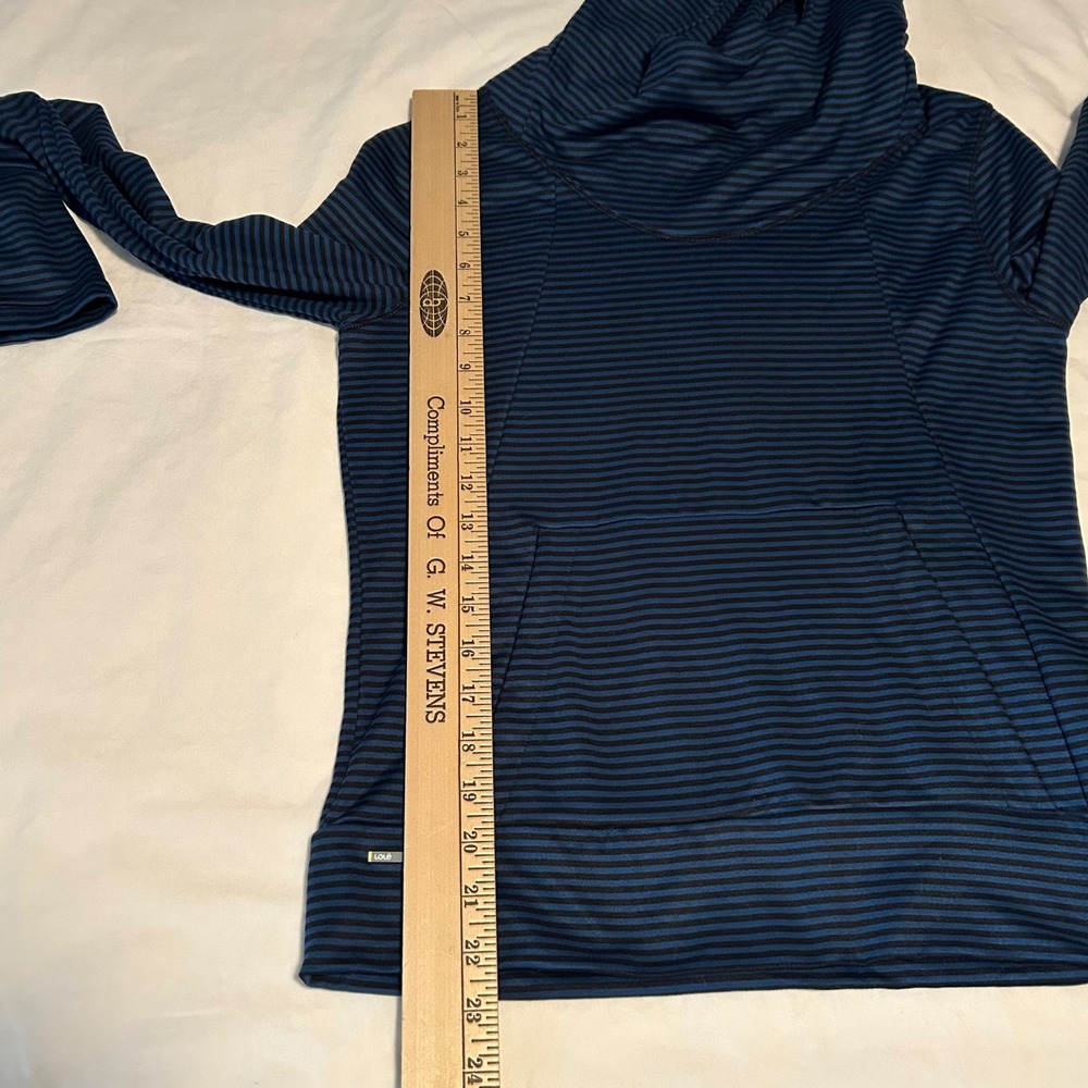 Lole Women's Striped Cowl Neck Thumb Hole Pullover Hoodie Athleisure Top - Picture 14 of 14